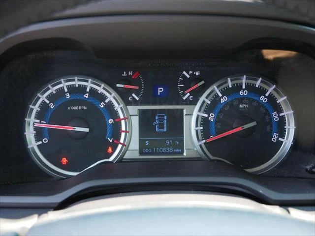 Certified Used 2018 MAGNETIC GRAY MET. Toyota  image 25