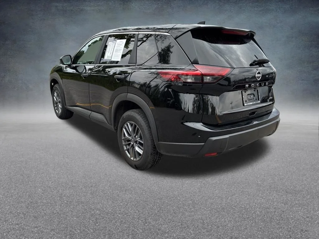 Used 2024 Black Nissan S image 3