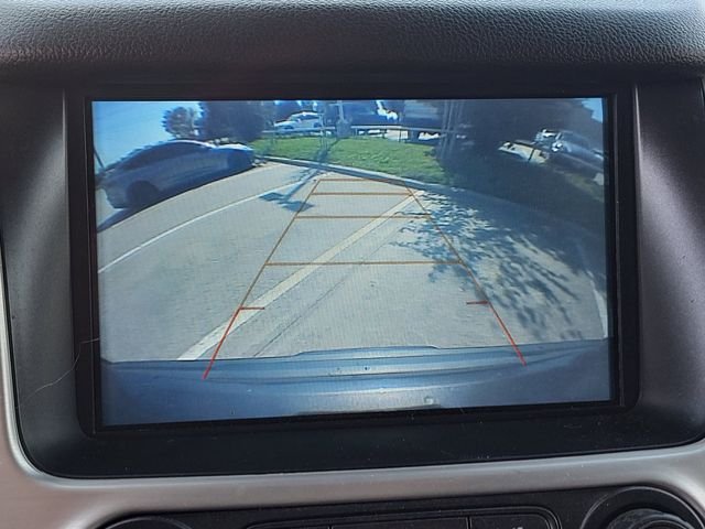 Used 2019 Gray GMC SLE image 15