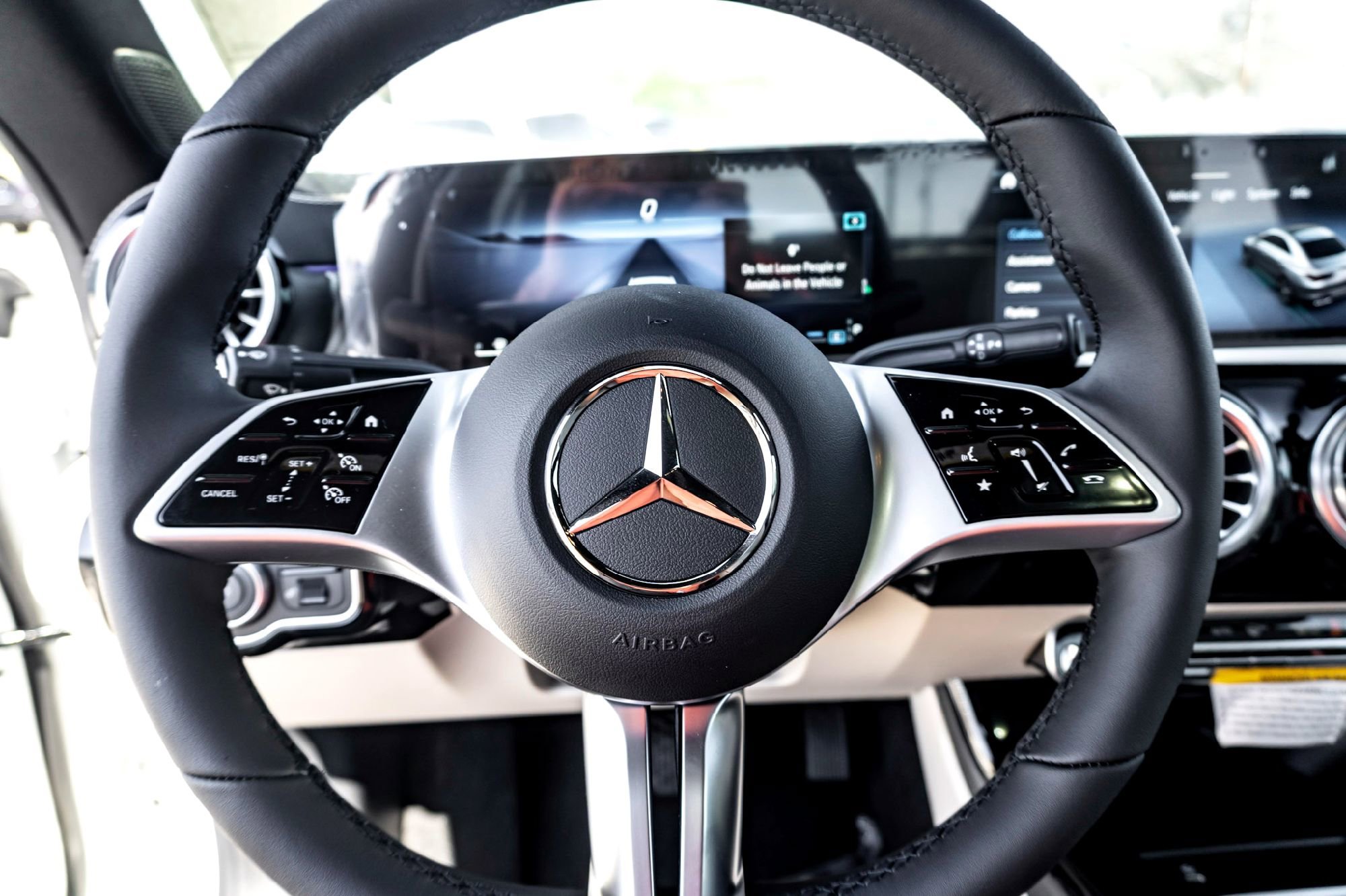 2025 Mercedes-Benz CLA CLA 250 - Photo 38