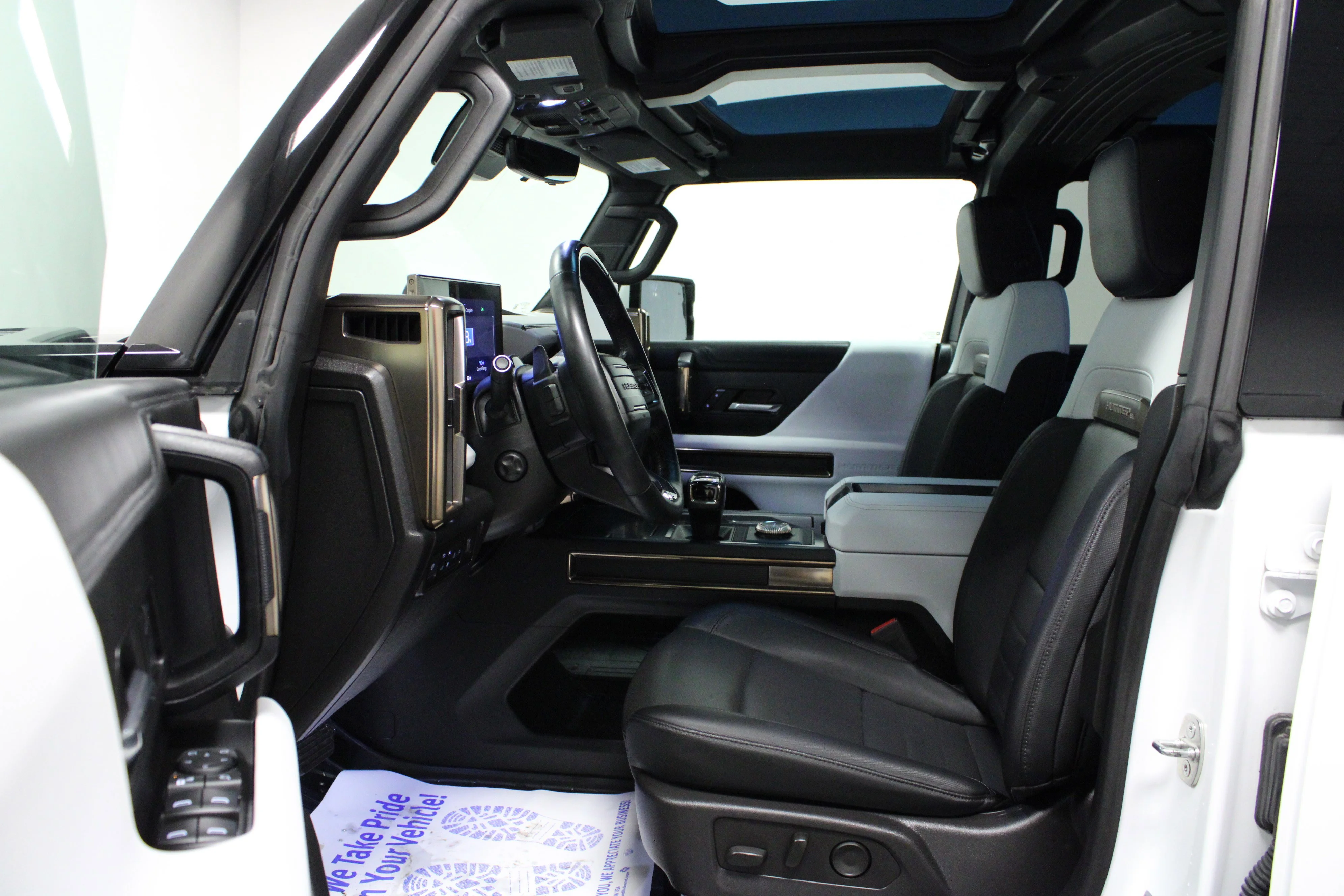 Used 2023 Interstellar White GMC 3X image 12