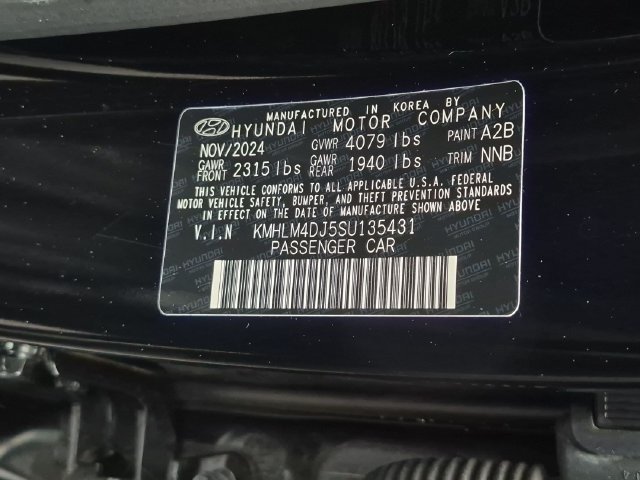 Certified Used 2025 Black Hyundai SEL Sport image 32
