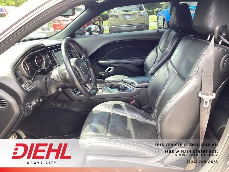 Used 2019 Gray Dodge SXT image 17
