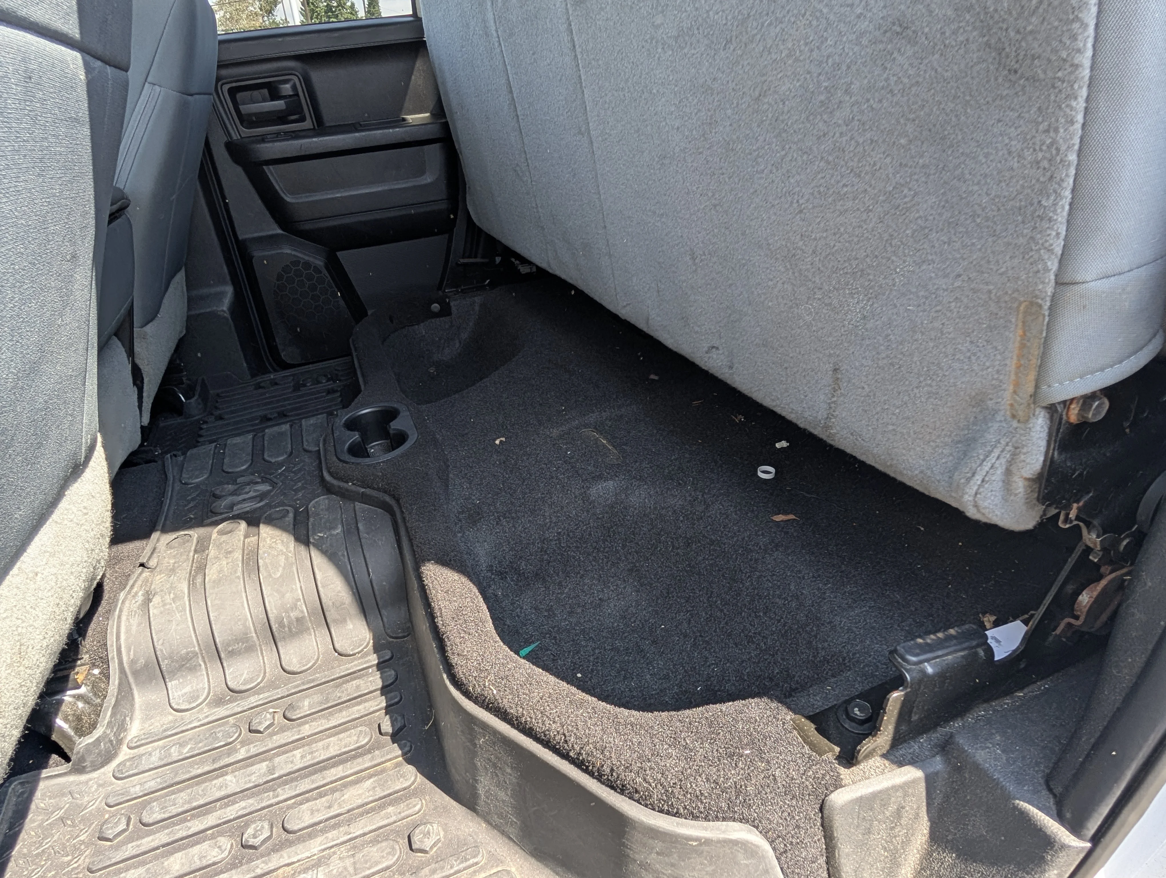 Used 2019 Bright White Ram ST image 21