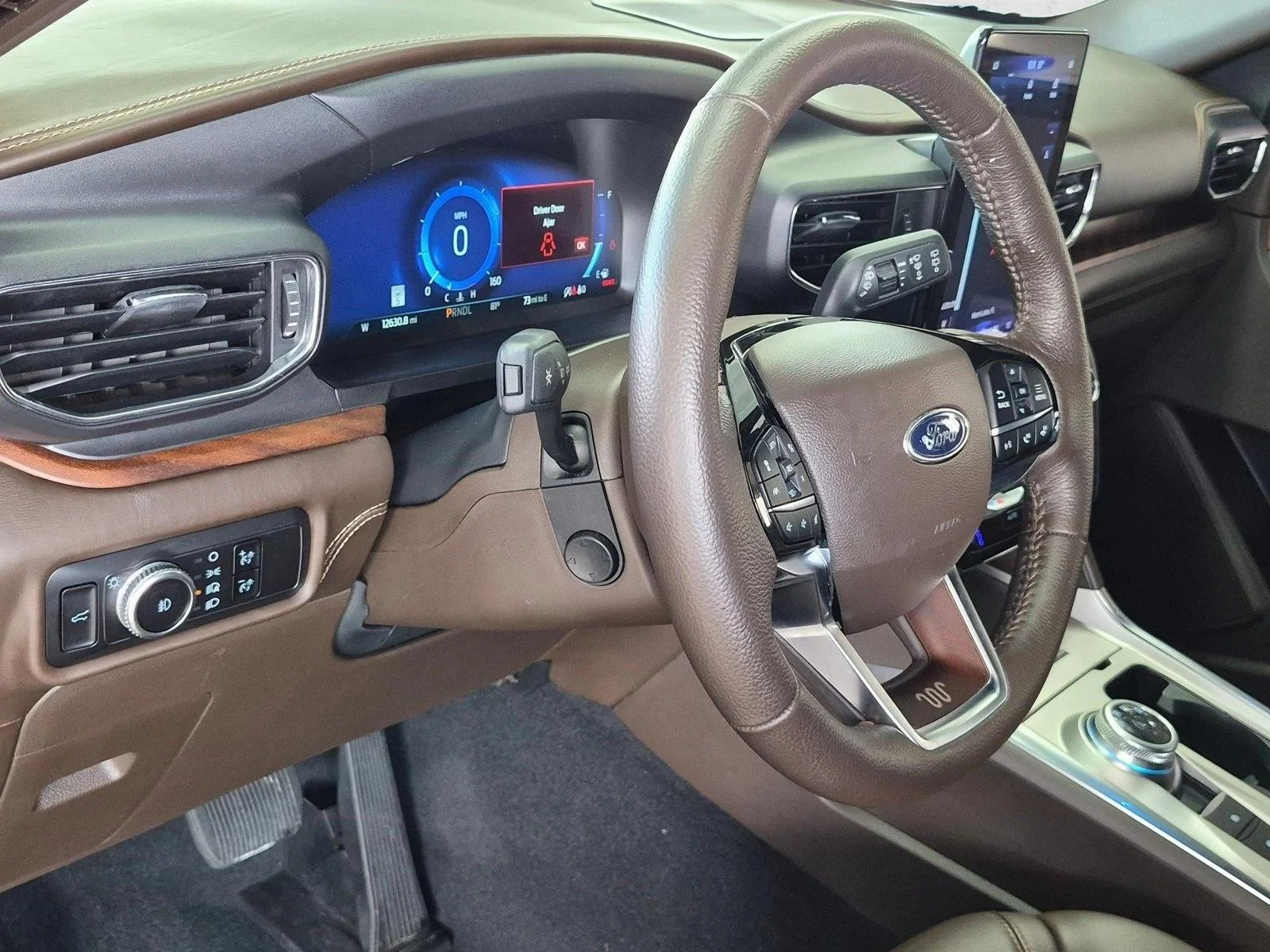 Used 2023 Agate Black Metallic Ford King Ranch image 9