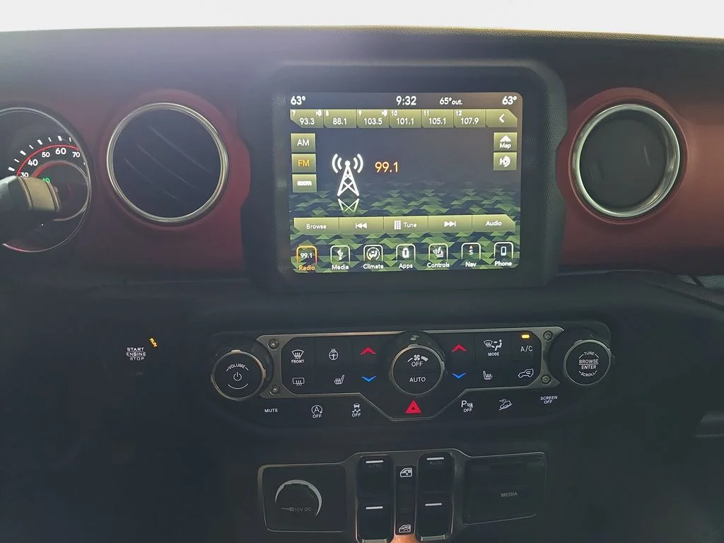 Used 2019 Gray Jeep Unlimited Rubicon image 21