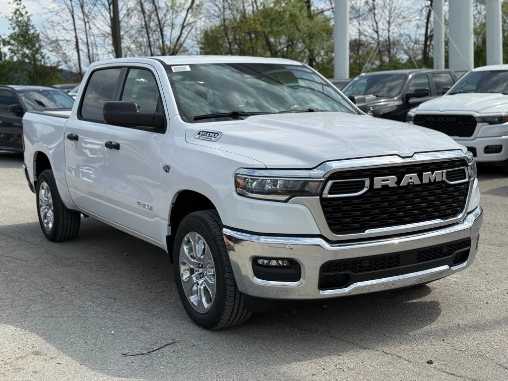 New 2026 Bright White Clear-Coat Exterior Paint RAM Big Horn/Lone Star image 4