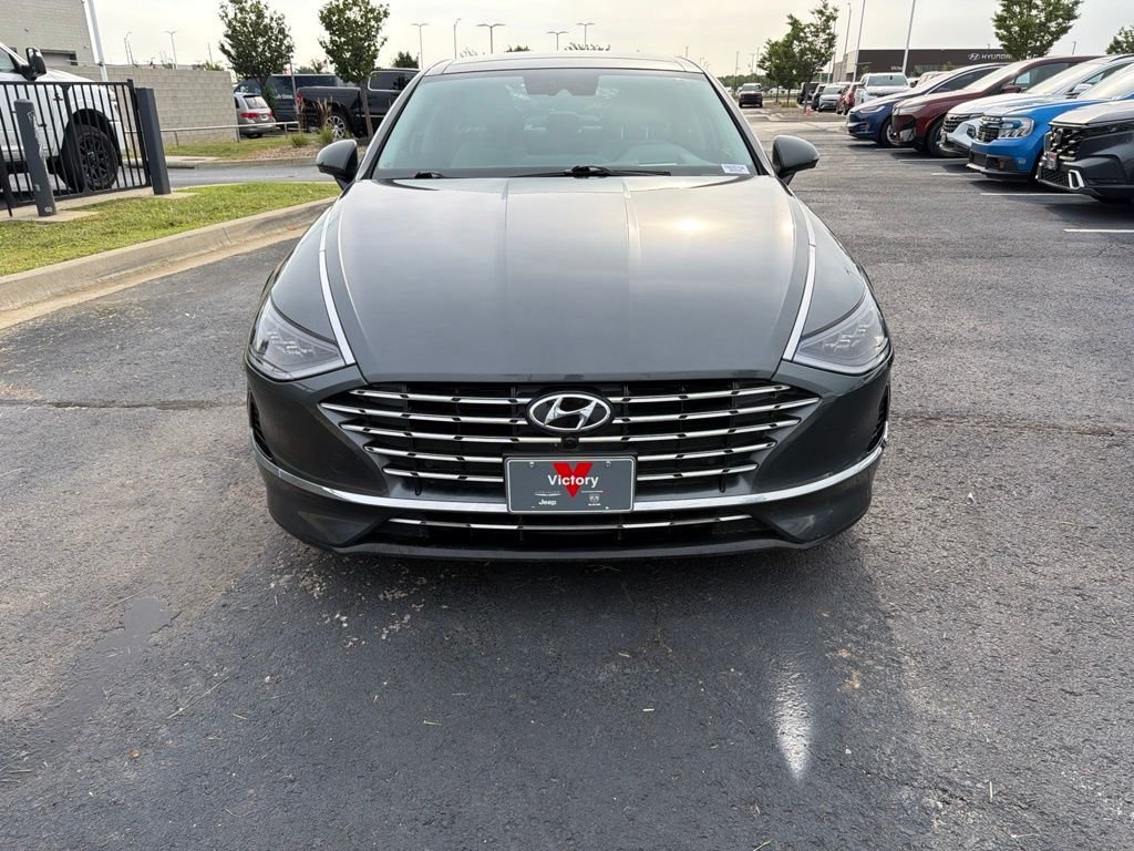 Used 2023 Hyundai Sonata Hybrid Limited with VIN KMHL54JJ2PA061637 for sale in Kansas City
