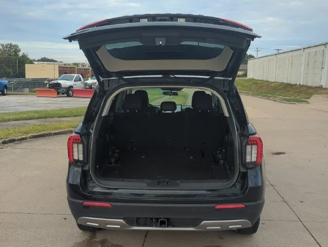 Used 2025 Black Ford Active image 6