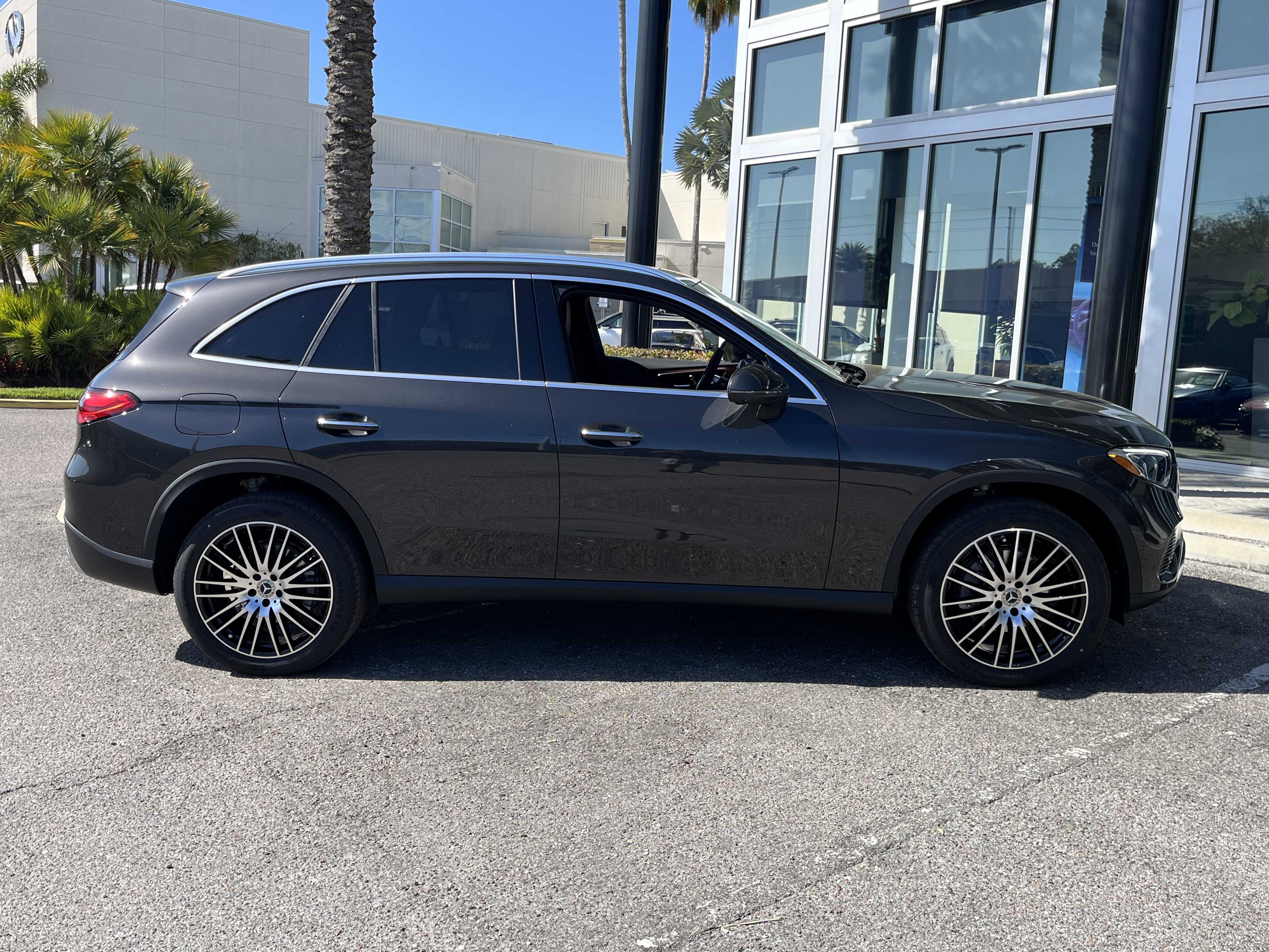 New 2026 Graphite Grey Metallic Mercedes-Benz GLC 300 image 8