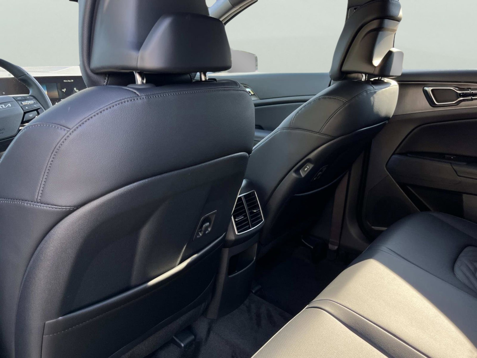 New 2026 Heritage Blue Kia X-Line image 19