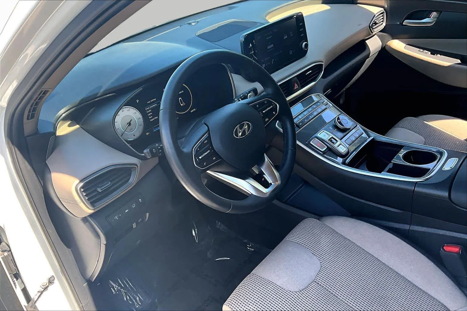 Used 2022 Quartz White Hyundai SEL image 18