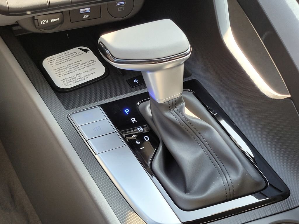 New 2026 White Hyundai SEL Sport image 10