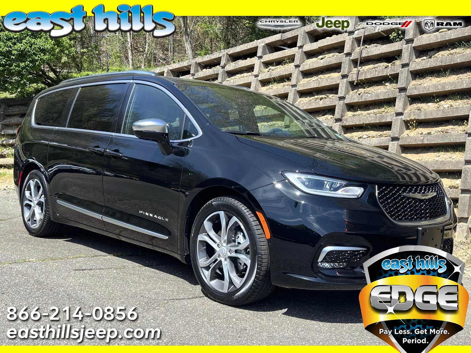 2026 Chrysler Pacifica Pinnacle's photo