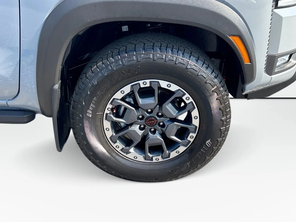 2026 Nissan Frontier PRO-4X - Photo 12