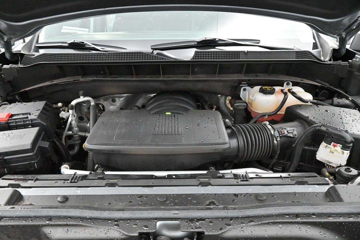 Used 2025 Sterling Gray Metallic Chevrolet High Country image 38