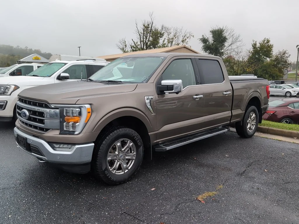 Certified Used 2021 Stone Gray Metallic Ford Lariat image 15