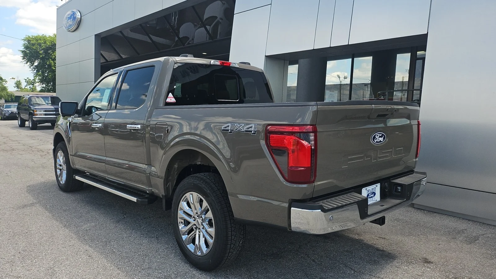 New 2026 Marsh Gray Ford XLT 4WD image 3