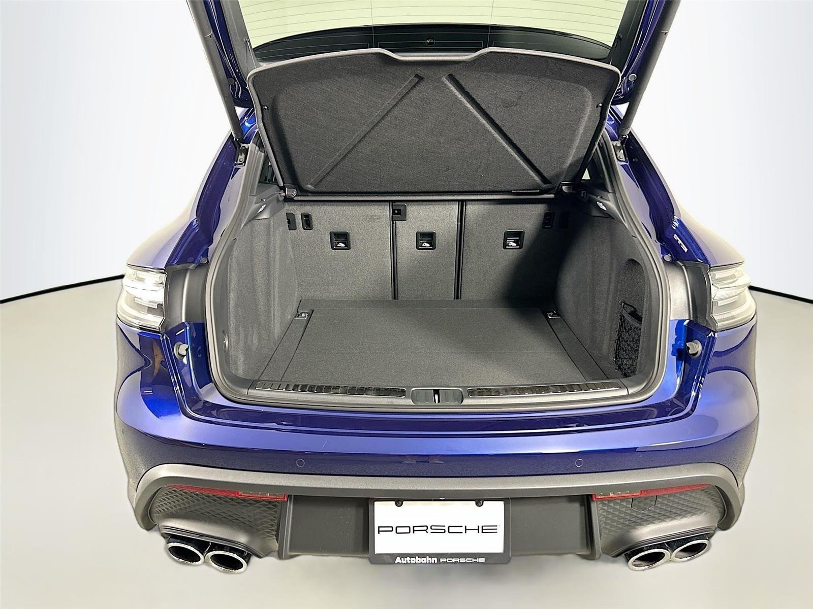 Certified Used 2025 Gentian Blue Metallic Porsche  image 37
