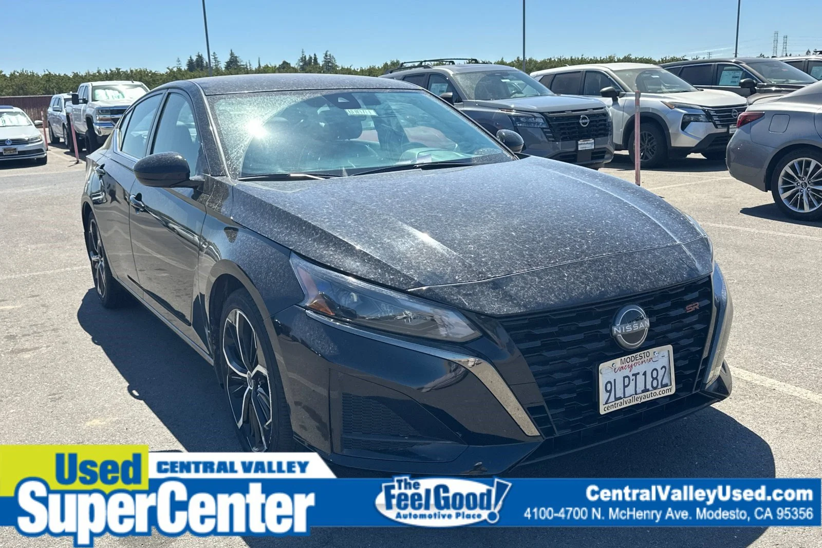 Used 2024 Super Black Nissan 2.5 SR image 1