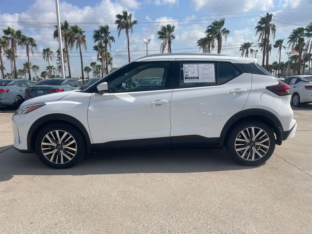 Certified 2024 Nissan Kicks SV with VIN 3N1CP5CV9RL483035 for sale in Edinburg, TX
