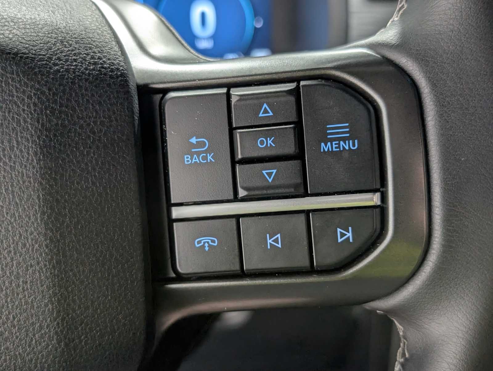 Used 2024 Agate Black Metallic Ford XLT image 39
