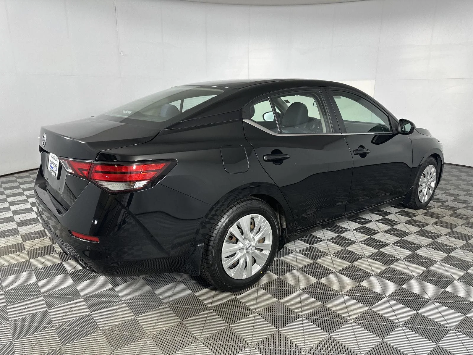 Used 2020 Super Black Nissan S image 8