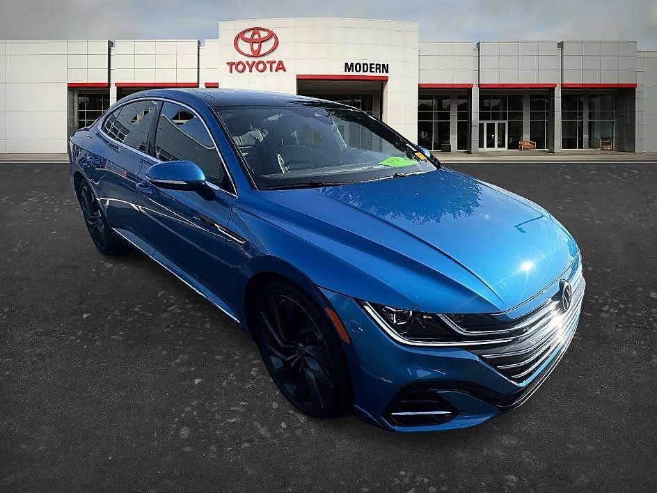 Used 2023 Blue Metallic Volkswagen SEL R-Line image 10