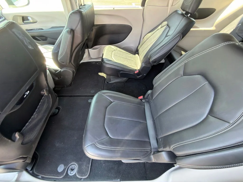 Certified Used 2023 Silver Chrysler Touring L image 15