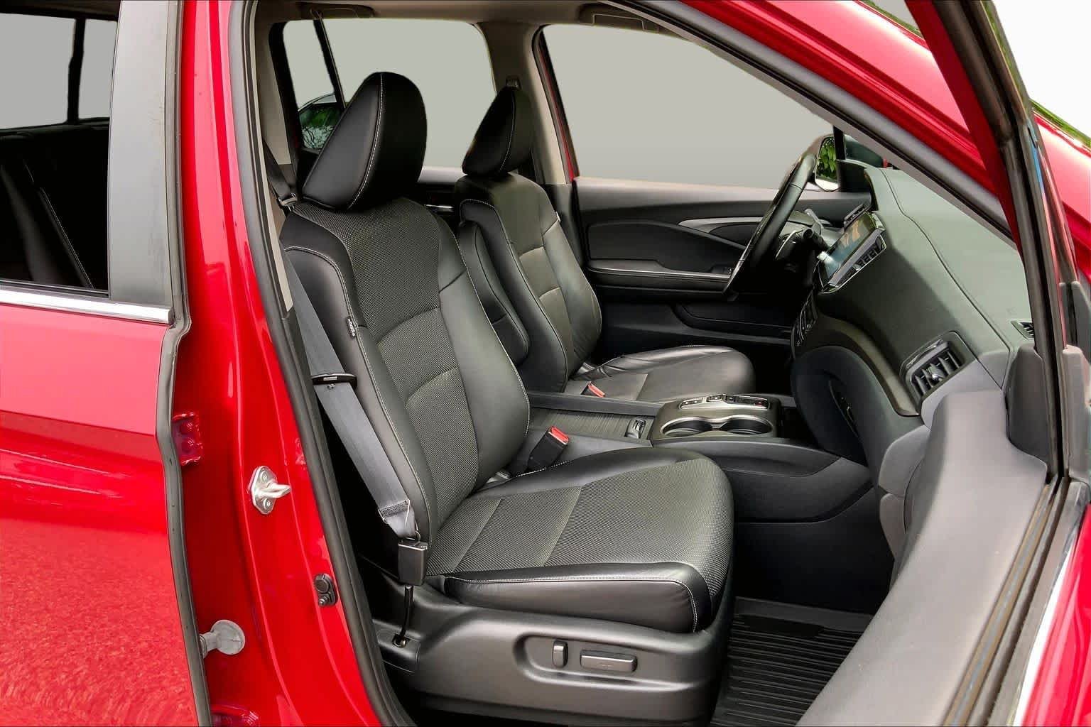 Certified Used 2021 Radiant Red Metallic Honda RTL image 8