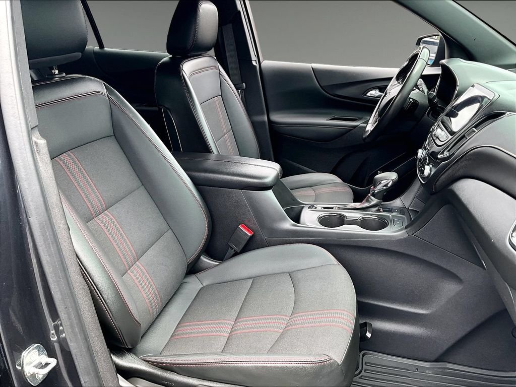Used 2022 Gray Chevrolet RS image 11