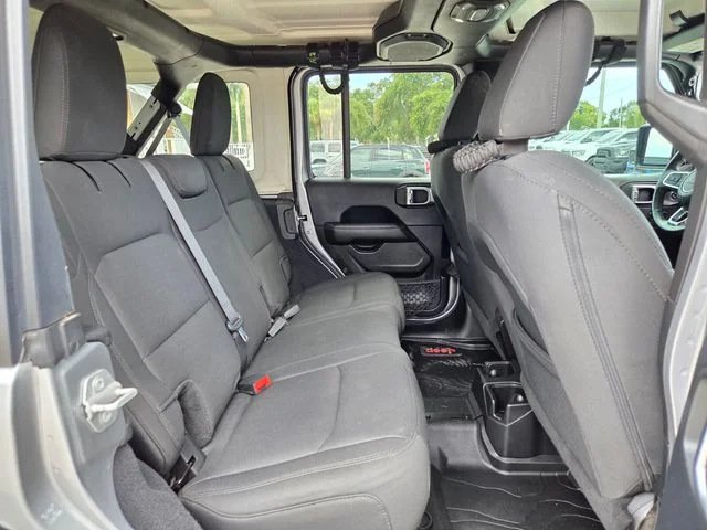Certified Used 2019 Silver Jeep Unlimited Sahara image 18