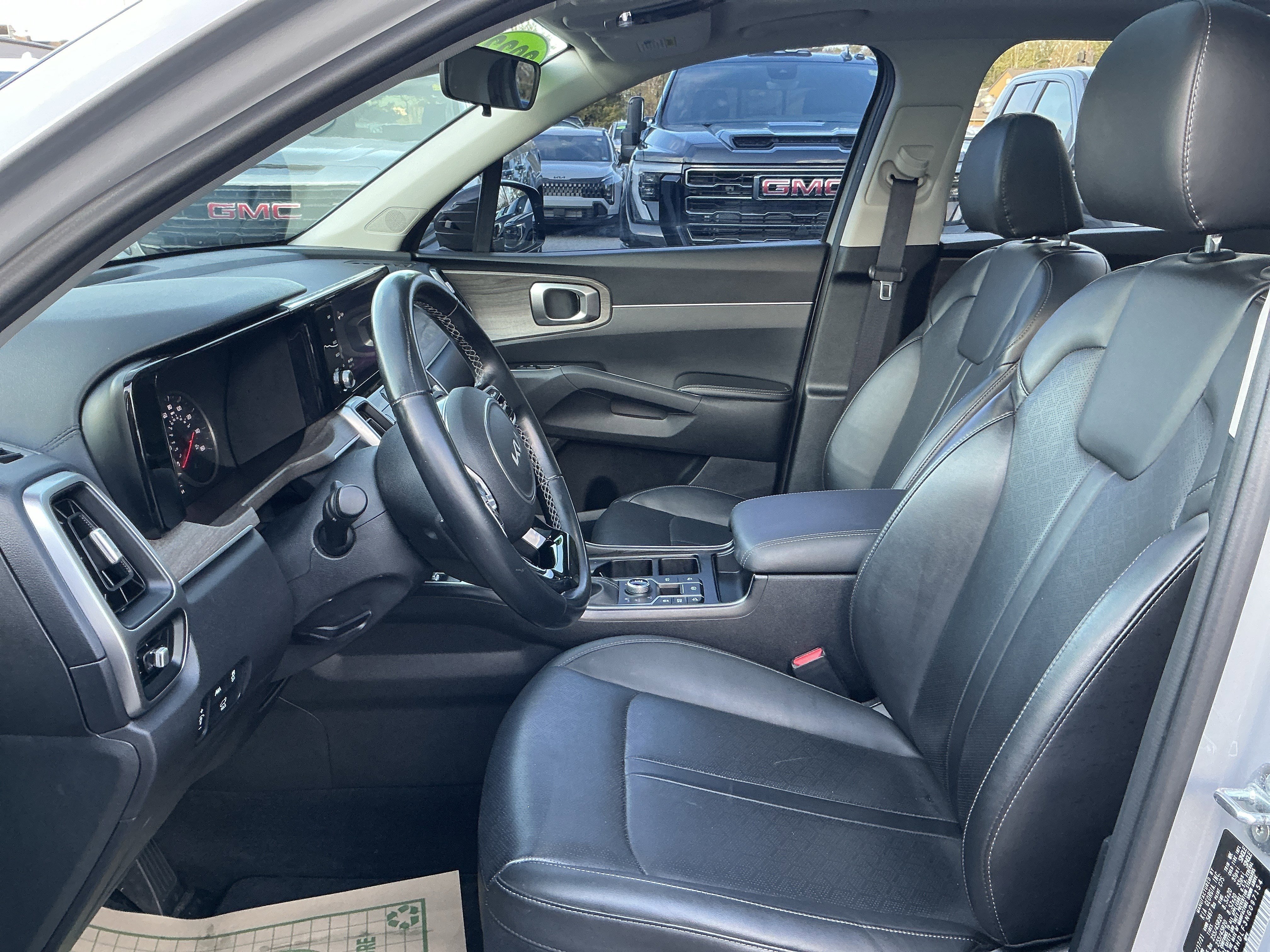 Used 2022 Wolf Gray Kia X-Line EX image 15