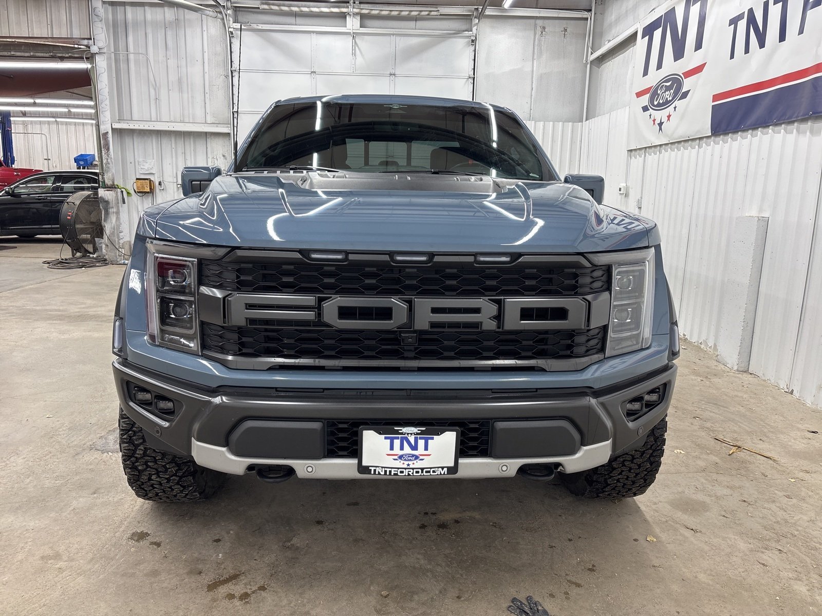 2023 Ford F-150 Raptor photo 3