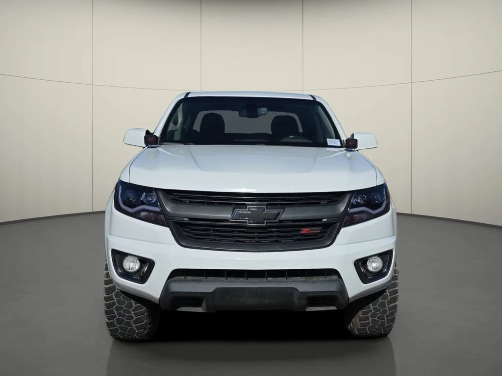 Used 2016 SUMMIT WHITE Chevrolet 4WD Z71 image 2