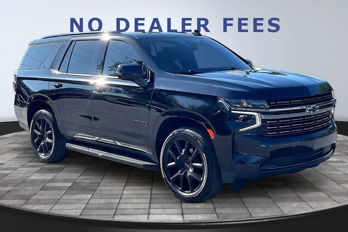 Used 2022  Chevrolet 2WD RST image 3