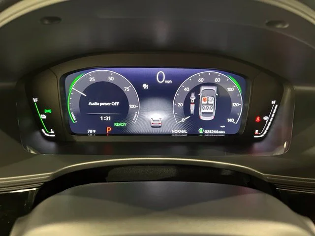 Used 2025 Gray Honda Sport Touring image 13