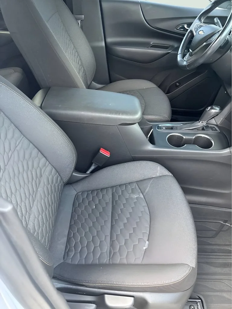 Used 2019 SUMMIT WHITE Chevrolet LT image 15
