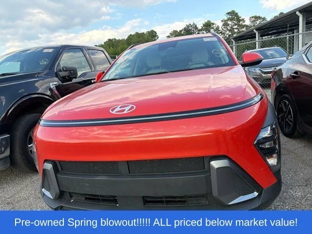 Used 2024 Orange Hyundai SEL image 2