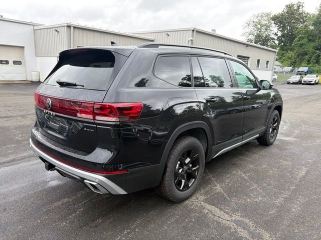 New 2026 Black Volkswagen Peak Edition image 5