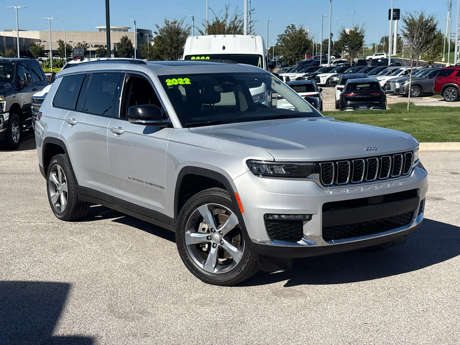 Used 2022 Jeep Grand Cherokee L Limited with VIN 1C4RJKBG8N8511667 for sale in Kansas City
