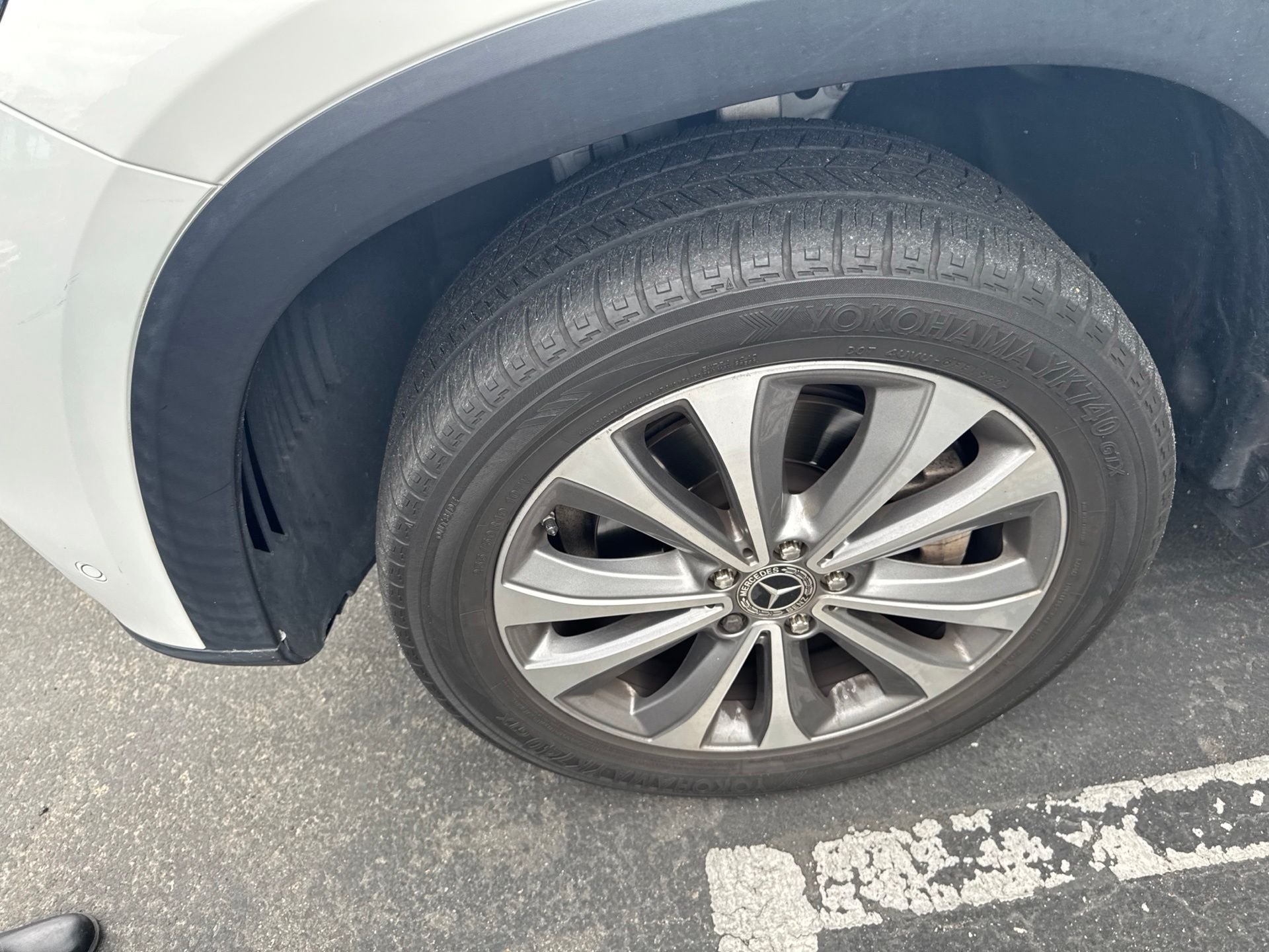 Used 2020 White Mercedes-Benz GLE 350 image 3