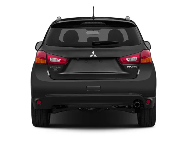 Used 2014  Mitsubishi ES image 5