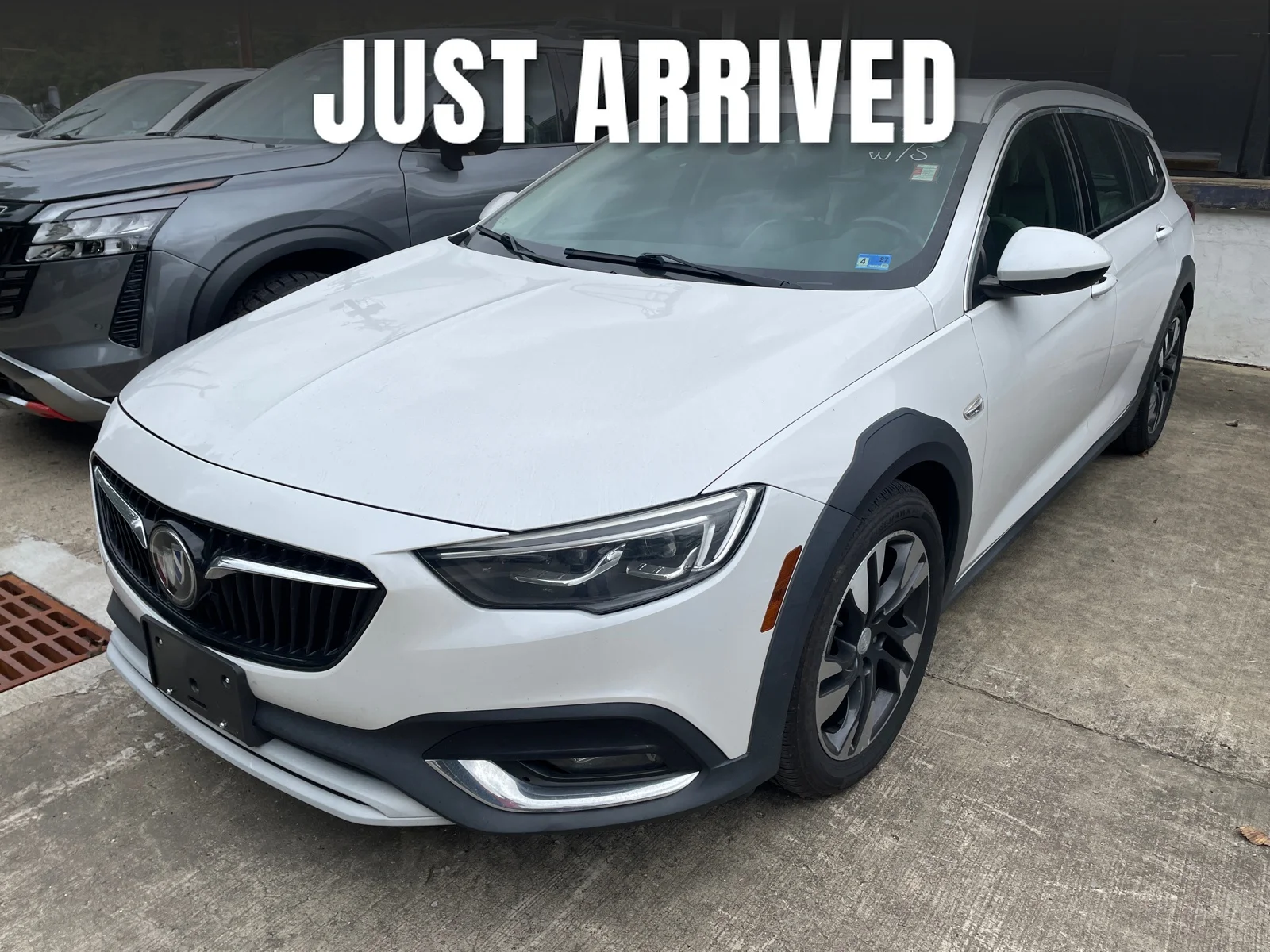 2019 Buick Regal TourX Essence