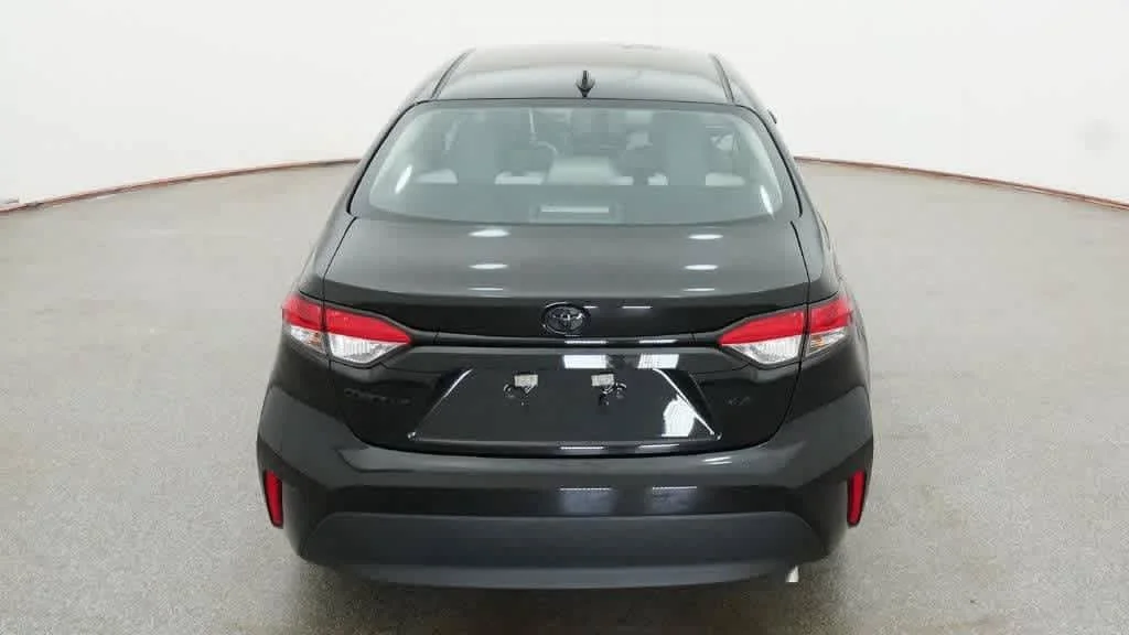New 2026 Midnight Black Metallic Toyota LE image 7