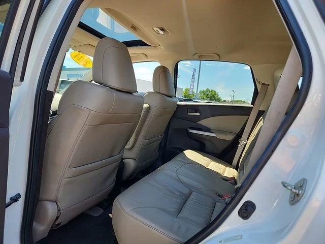 Used 2014 White Honda EX-L image 10