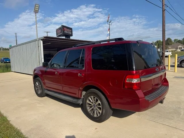 Used 2017 Red Ford XLT image 6