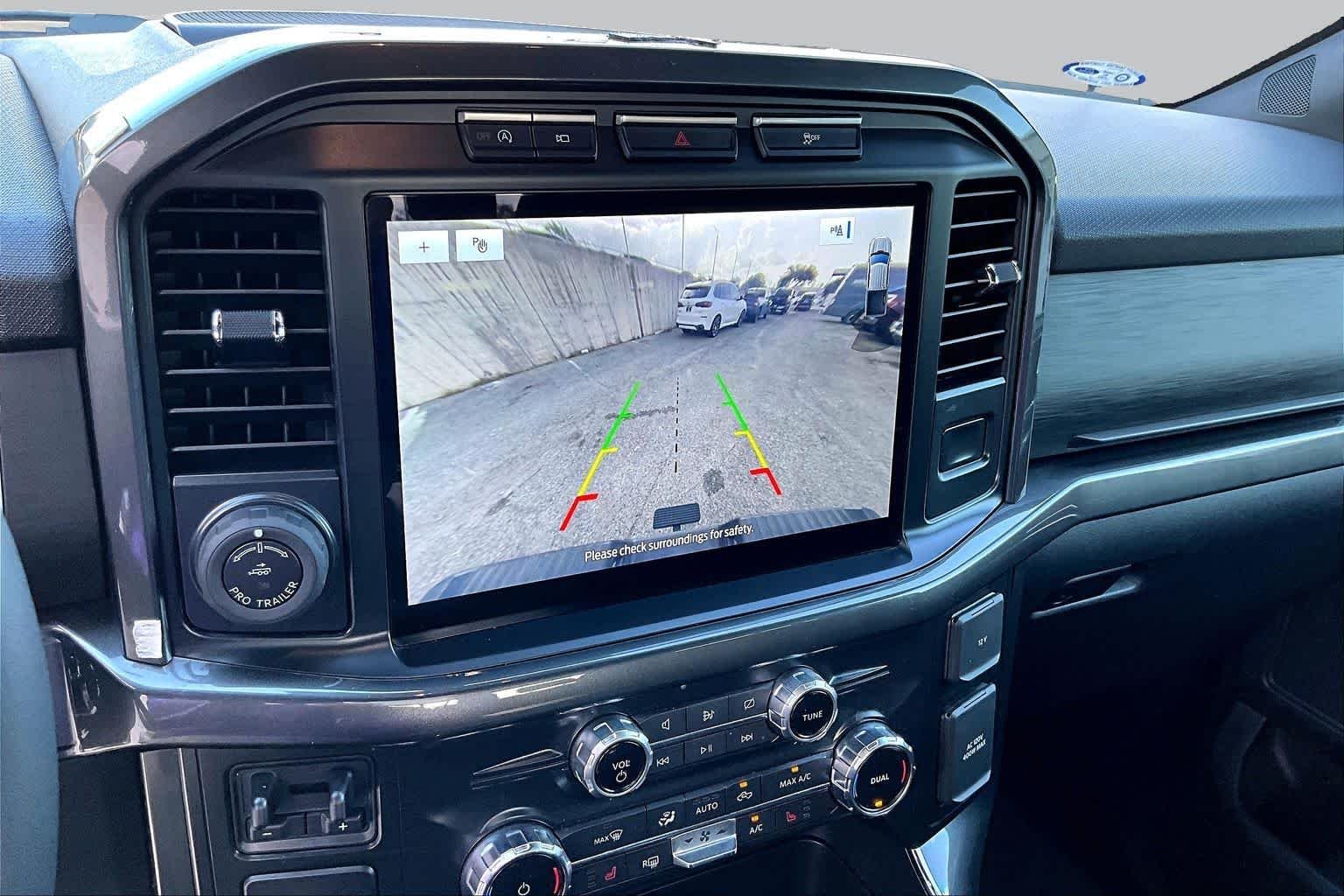 Used 2022 Oxford White Ford XLT image 31
