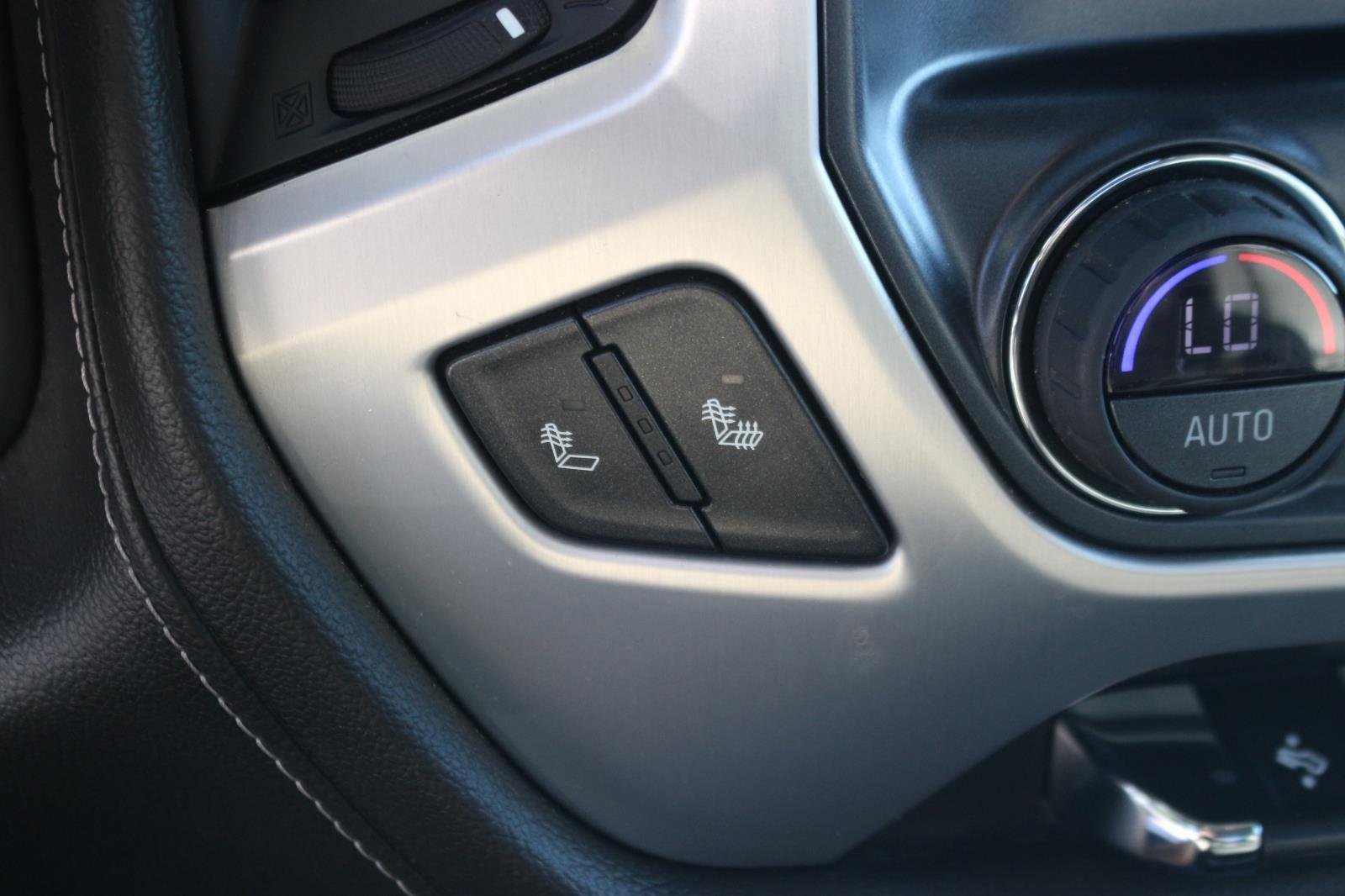 Used 2018 SUMMIT WHITE GMC SLT image 29