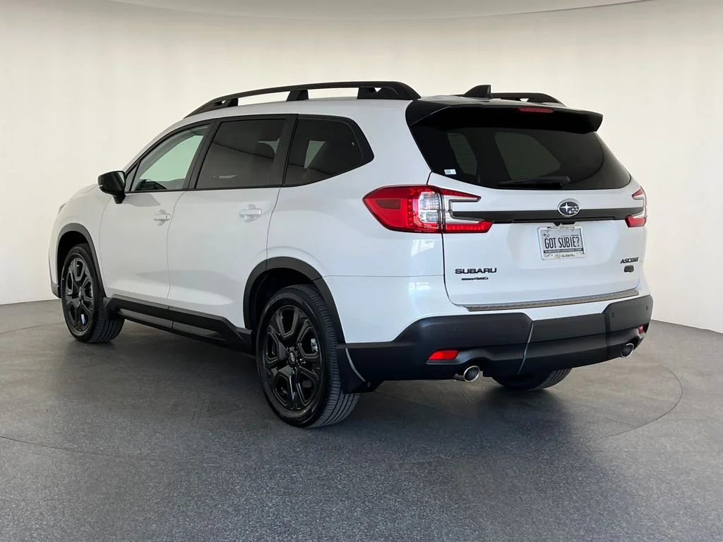 New 2026 CRYSTAL WHITE PEARL Subaru Onyx Edition Touring 7-Passenger image 7